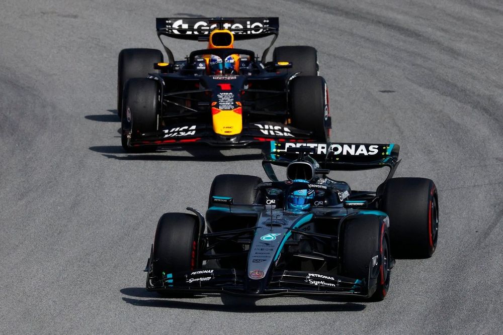 Russell blames Verstappen for "very deliberate" hit at F1 Spanish GP