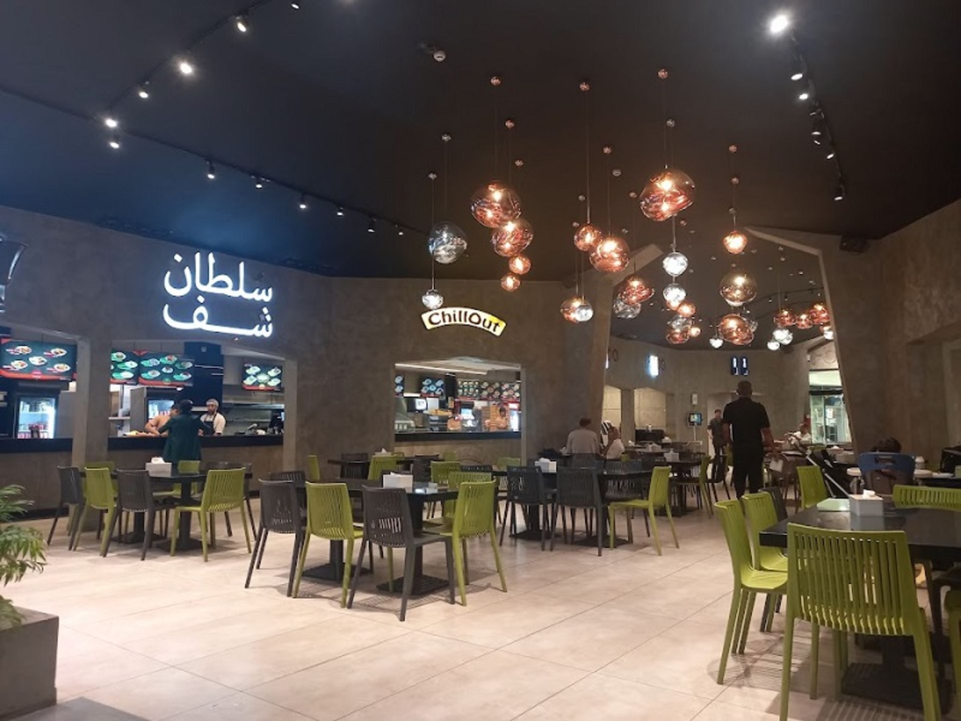 فضای داخلی مدرن فودلند کیش