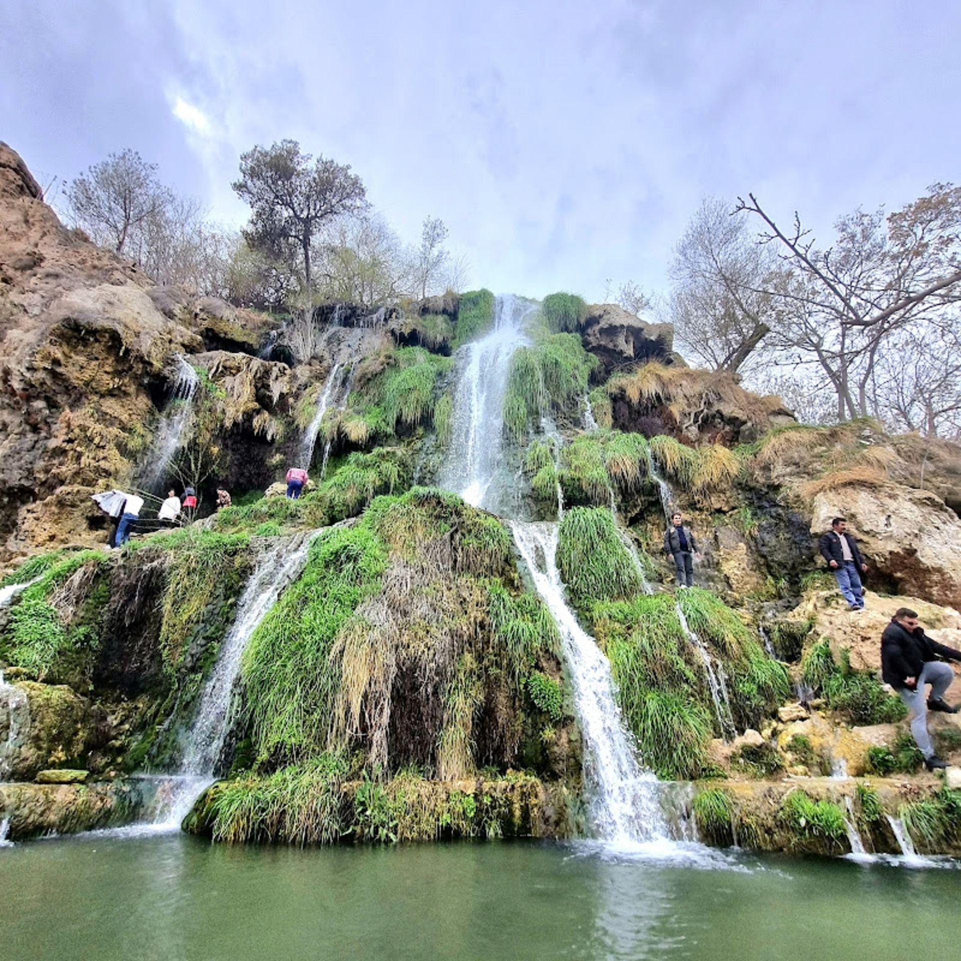 ارتفاع آبشار پرآب نیاسر